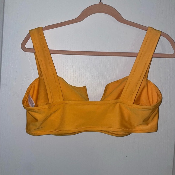 Aerie swim top - Picture 3 of 3